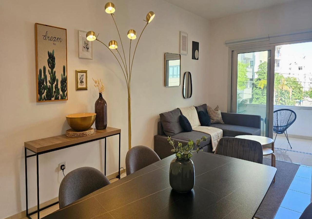 Phaedrus Living: City Centre Luxury Flat Esperidon 201 Nikosia Exterior foto