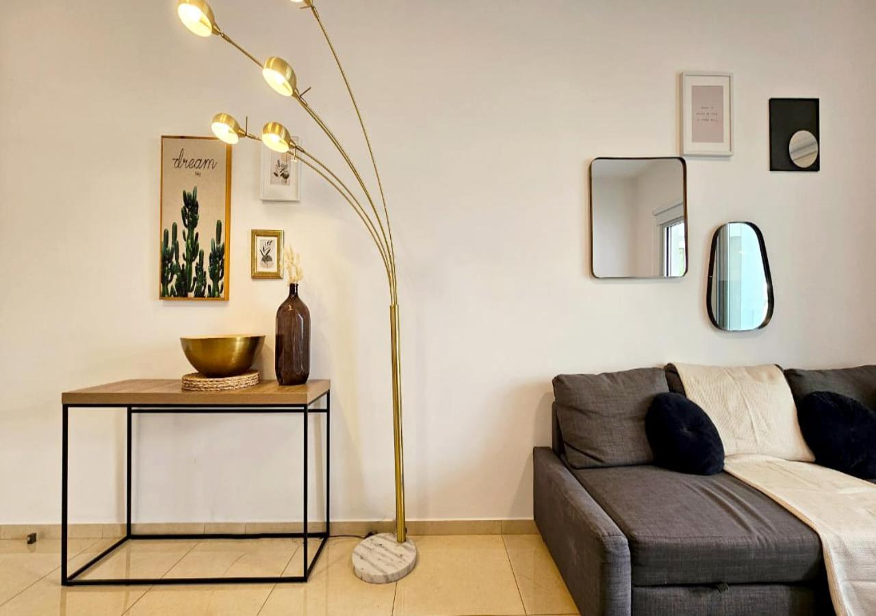 Phaedrus Living: City Centre Luxury Flat Esperidon 201 Nikosia Exterior foto