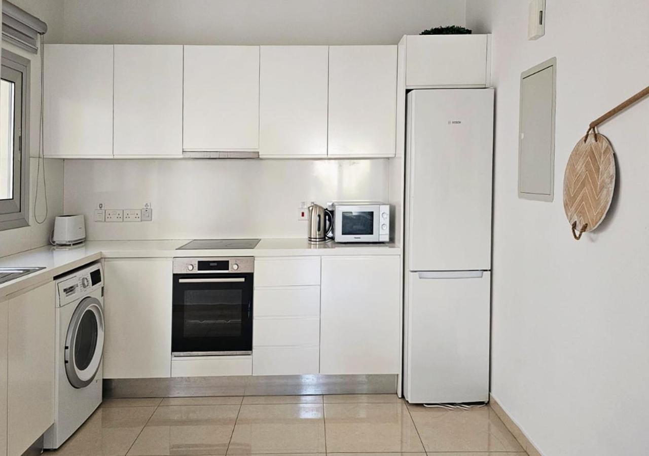 Phaedrus Living: City Centre Luxury Flat Esperidon 201 Nikosia Exterior foto
